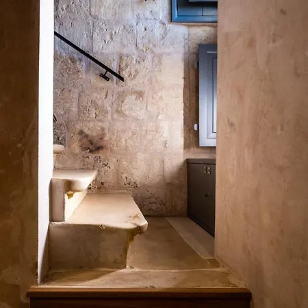 Kucca Boutique Townhouse * Żebbuġ